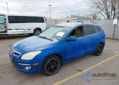 2011 Hyundai Elantra Touring Se z USA, uszkodzony, nr VIN KMHDC8AE9BU120193